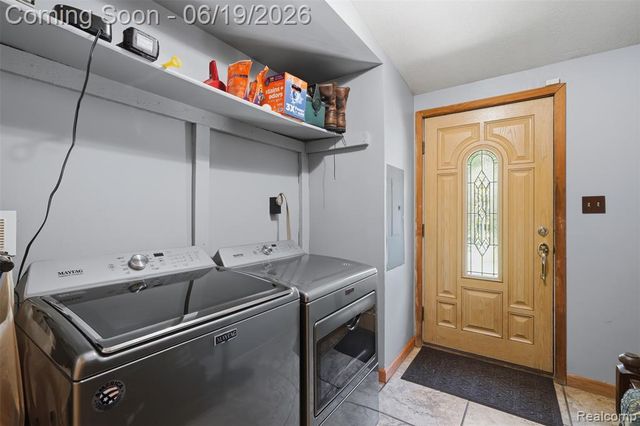 3167 Roods Lake Road, Lapeer, MI 48446