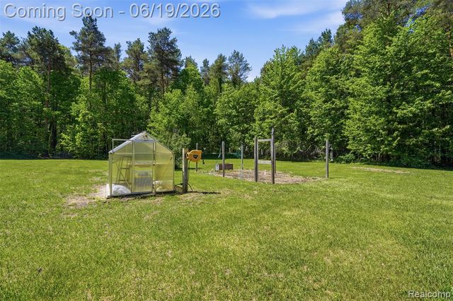 3167 Roods Lake Road, Lapeer, MI 48446