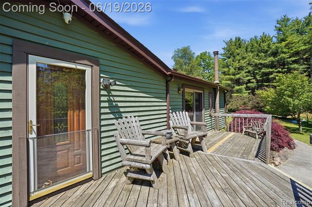 3167 Roods Lake Road, Lapeer, MI 48446