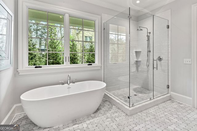 258 Pineland Road NW, Atlanta, GA 30342