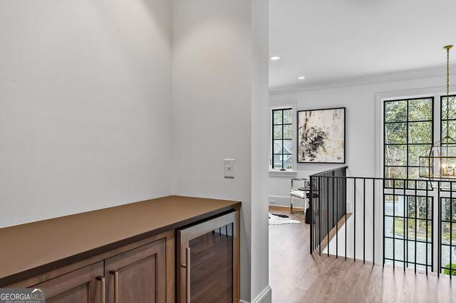 258 Pineland Road NW, Atlanta, GA 30342