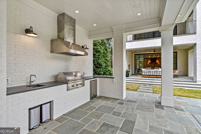 258 Pineland Road NW, Atlanta, GA 30342