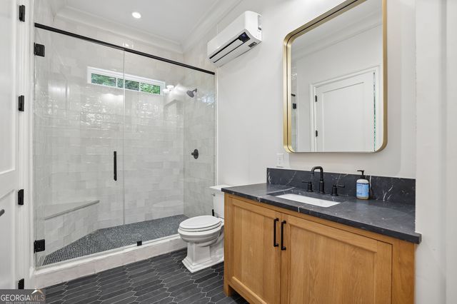 258 Pineland Road NW, Atlanta, GA 30342