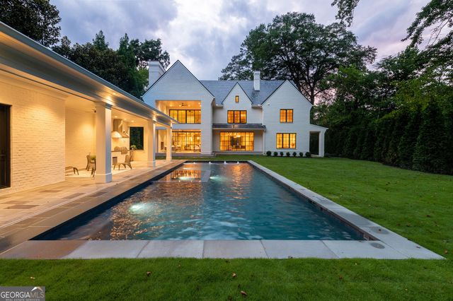 258 Pineland Road NW, Atlanta, GA 30342