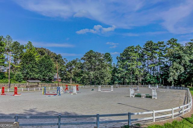 258 Pineland Road NW, Atlanta, GA 30342