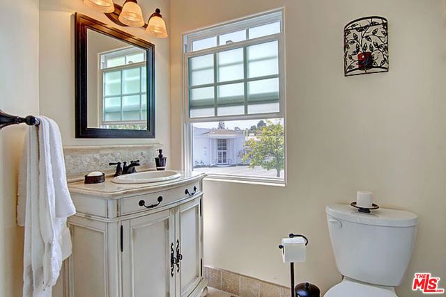 6322 W 78TH Place, Westchester, CA 90045