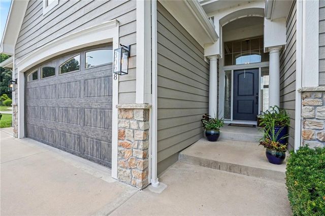 3028 NW 63rd Street, Kansas City, MO 64151