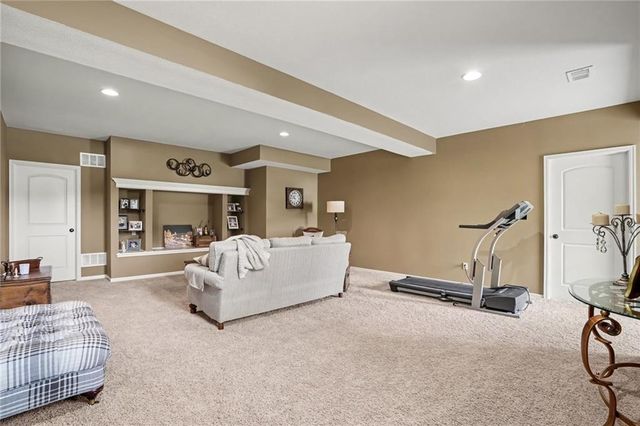 3028 NW 63rd Street, Kansas City, MO 64151