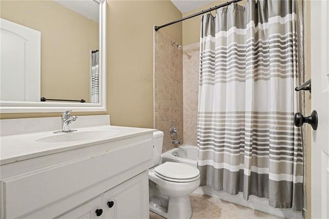 3028 NW 63rd Street, Kansas City, MO 64151