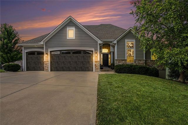 3028 NW 63rd Street, Kansas City, MO 64151
