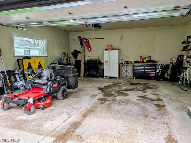 126 Garwood Drive, Canfield, OH 44406