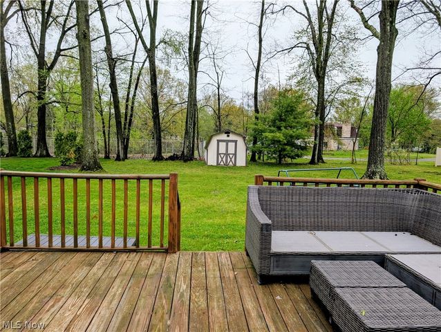 126 Garwood Drive, Canfield, OH 44406