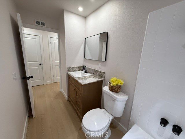 1707 Normandy D, Santa Ana, CA 92705