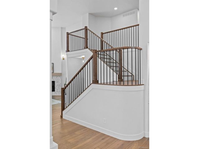 7663 S Grape St, Centennial, CO 80122