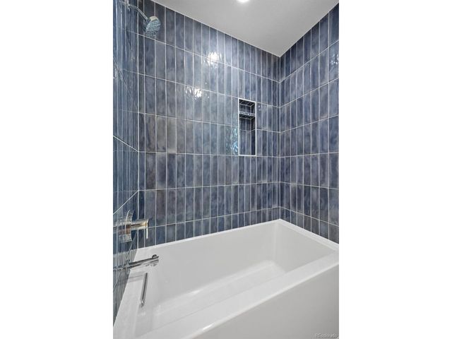 7663 S Grape St, Centennial, CO 80122