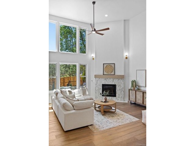 7663 S Grape St, Centennial, CO 80122
