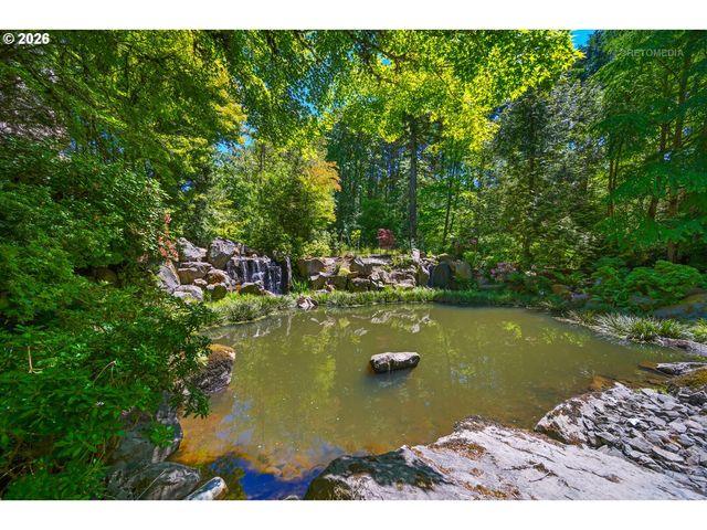 6605 W BURNSIDE St 128, Portland, OR 97210
