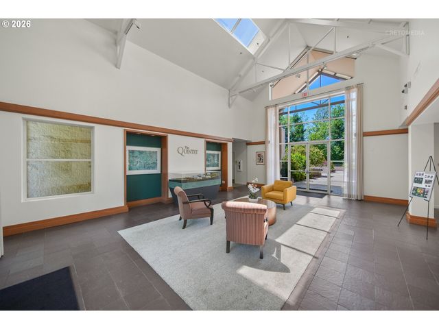 6605 W BURNSIDE St 128, Portland, OR 97210