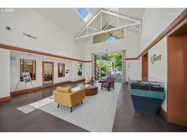 6605 W BURNSIDE St 128, Portland, OR 97210