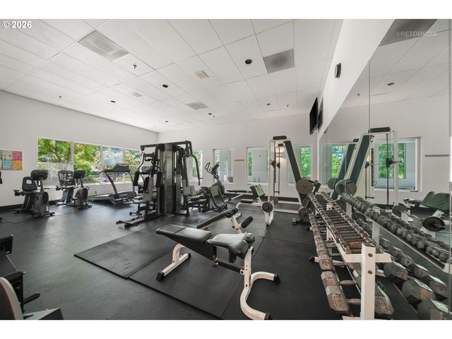 6605 W BURNSIDE St 128, Portland, OR 97210