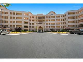6605 W BURNSIDE St 128, Portland, OR 97210