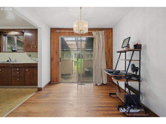 5291 10TH St Se, Salem, OR 97306
