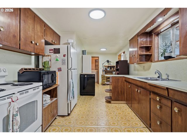 5291 10TH St Se, Salem, OR 97306
