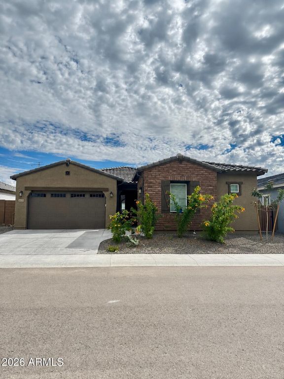 3173 W PEAK VIEW Road, Phoenix, AZ 85083
