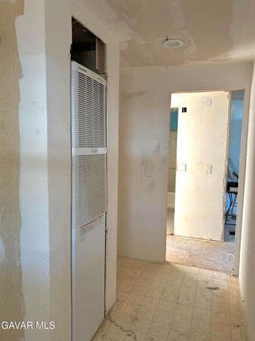 21801 Mesquite Street, California City, CA 93505