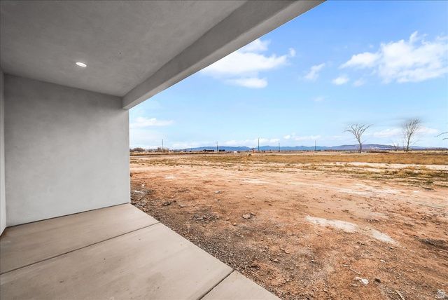 2433 N LOCUST ST, Cedar City, UT 84720