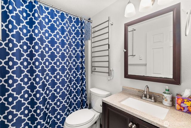2832 Fishtrap Loop NE, Olympia, WA 98506
