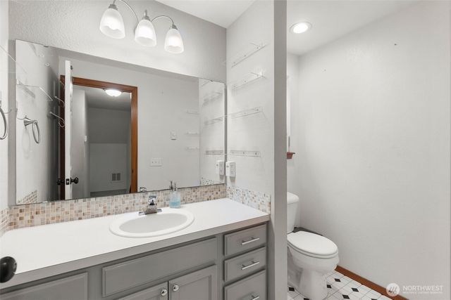 2832 Fishtrap Loop NE, Olympia, WA 98506