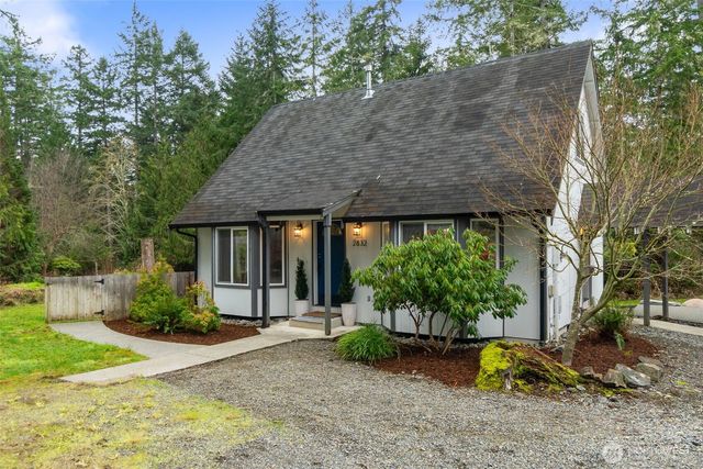 2832 Fishtrap Loop NE, Olympia, WA 98506
