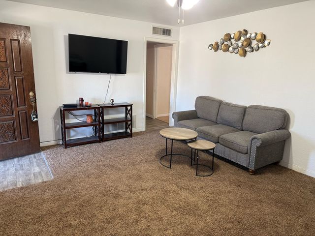 420 E 47th St, Odessa, TX 79762