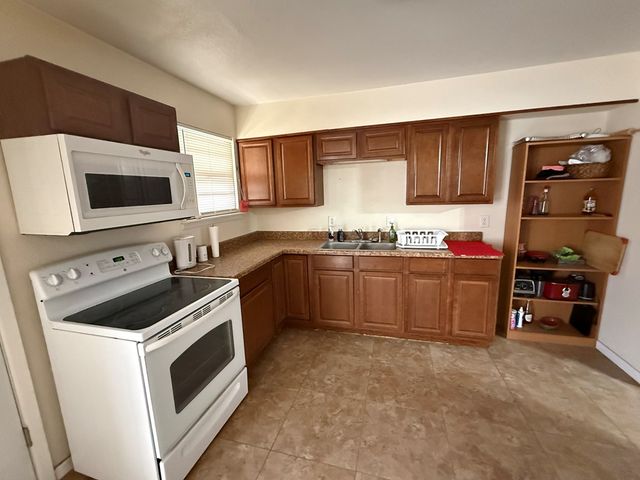 420 E 47th St, Odessa, TX 79762