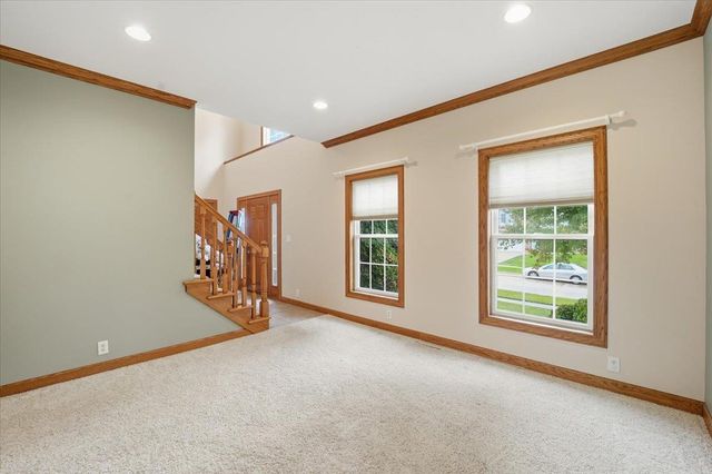 2706 Country Meadow Lane, Cedar Falls, IA 50613