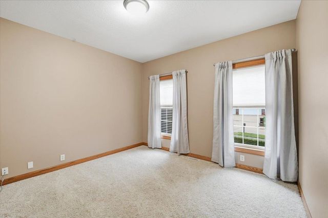 2706 Country Meadow Lane, Cedar Falls, IA 50613