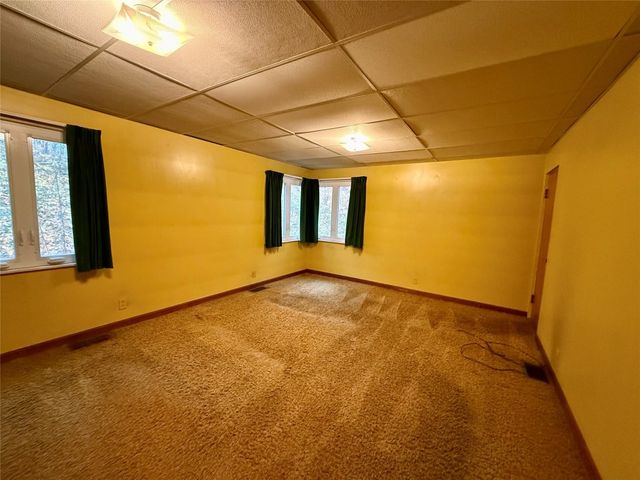 5616 E LAKE Road, Erie, PA 16511