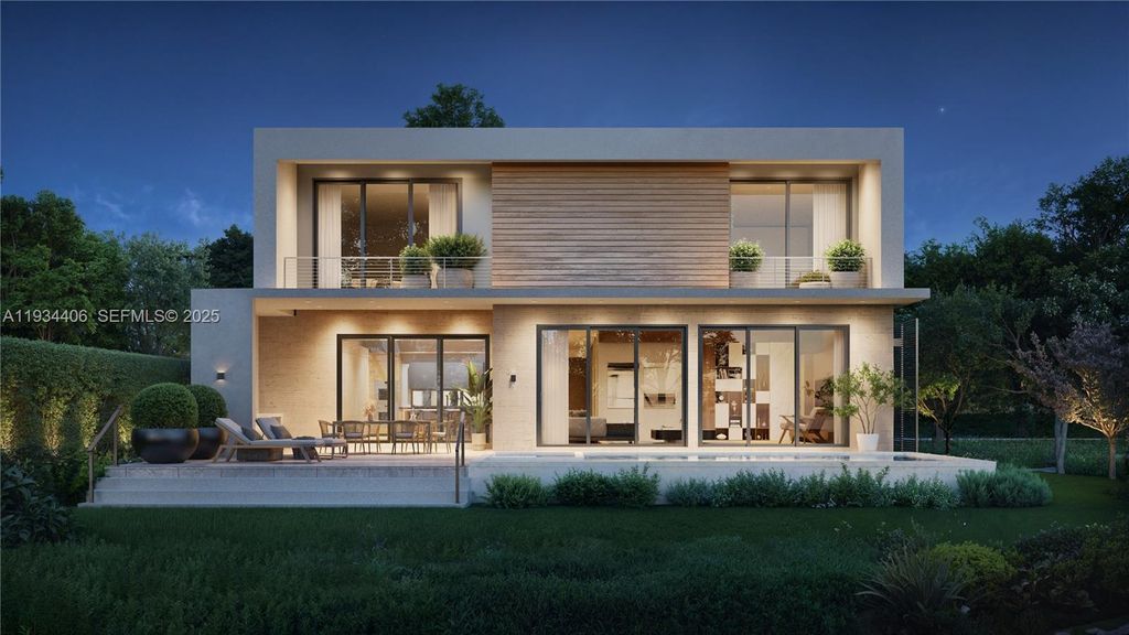 2096 Alamanda Dr, North Miami, FL 33181