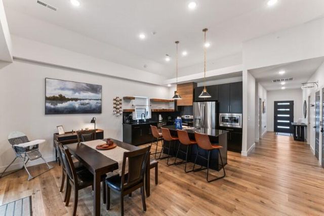 167 Poolside Pass 26, Hollister, MO 65672