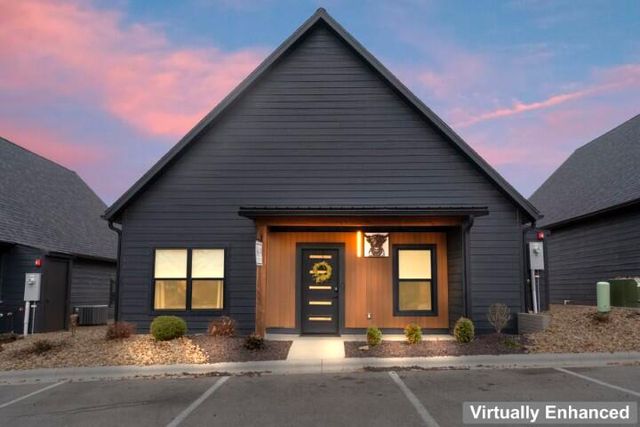 167 Poolside Pass 26, Hollister, MO 65672