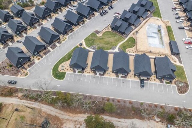 167 Poolside Pass 26, Hollister, MO 65672