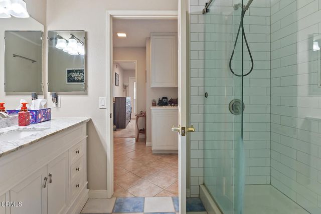 41055 Village 41, Camarillo, CA 93012