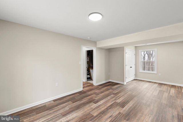 1006 GATLING DR, Winchester, VA 22602