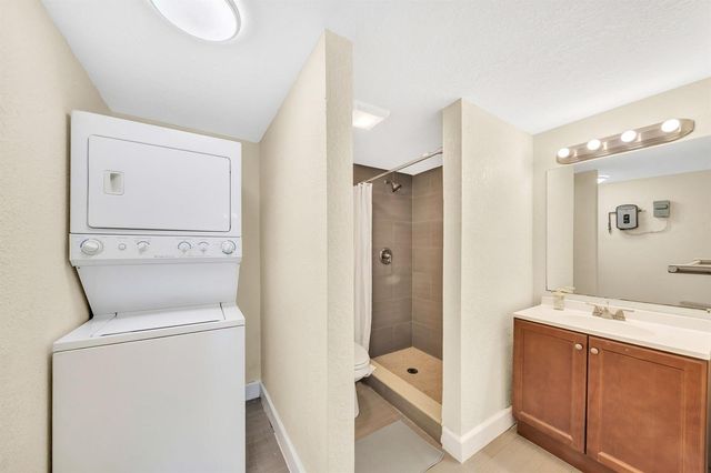 1412 NE 25th Court, Pompano Beach, FL 33064