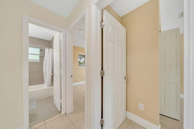 1412 NE 25th Court, Pompano Beach, FL 33064