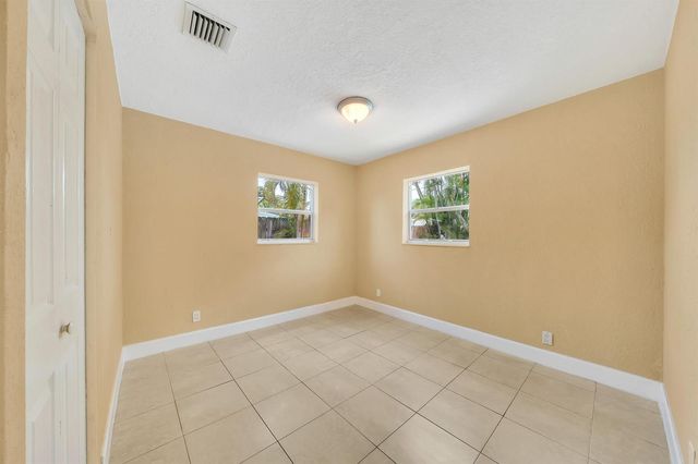 1412 NE 25th Court, Pompano Beach, FL 33064