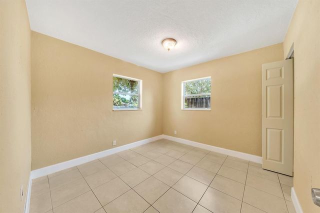 1412 NE 25th Court, Pompano Beach, FL 33064