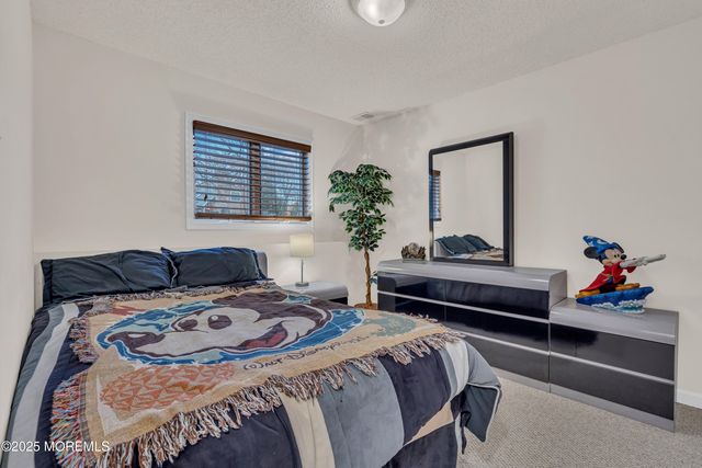 620 Hillside Drive, Toms River, NJ 08753