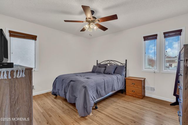 620 Hillside Drive, Toms River, NJ 08753